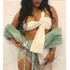 House of CB white/shell top